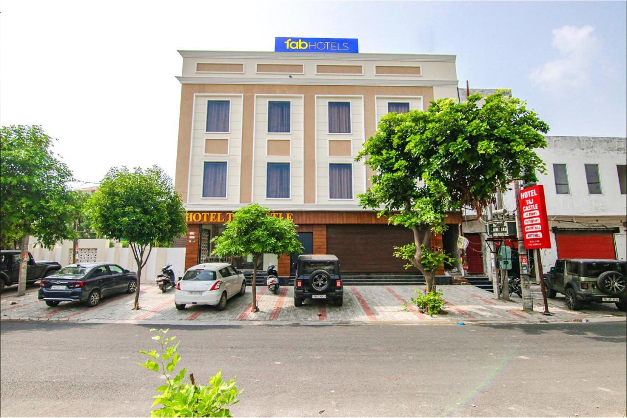 Fabhotel Prime Taj Castle Амритсар Екстериор снимка